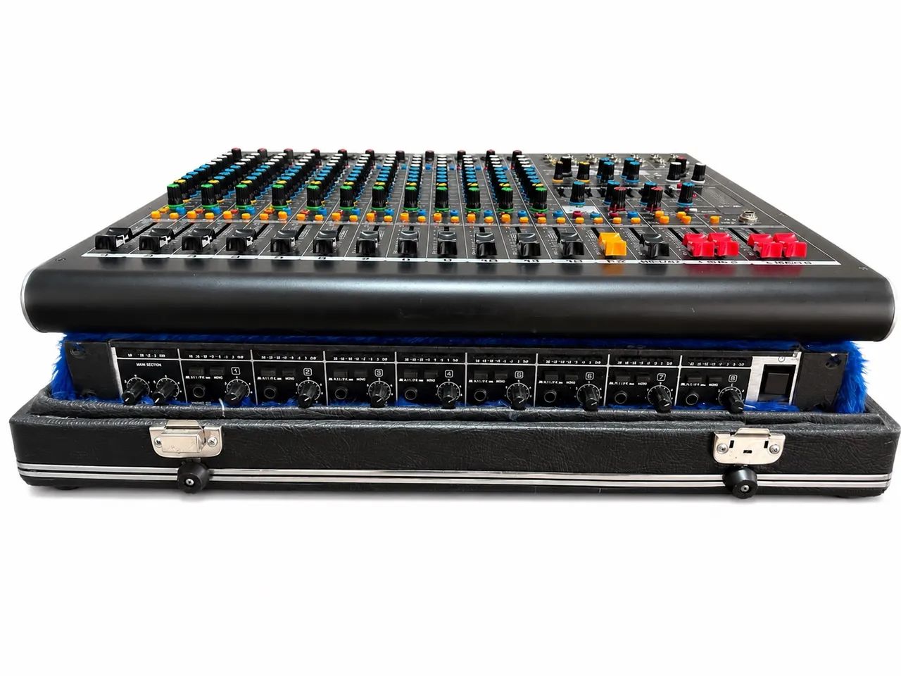 Mesa de Som e Power Play