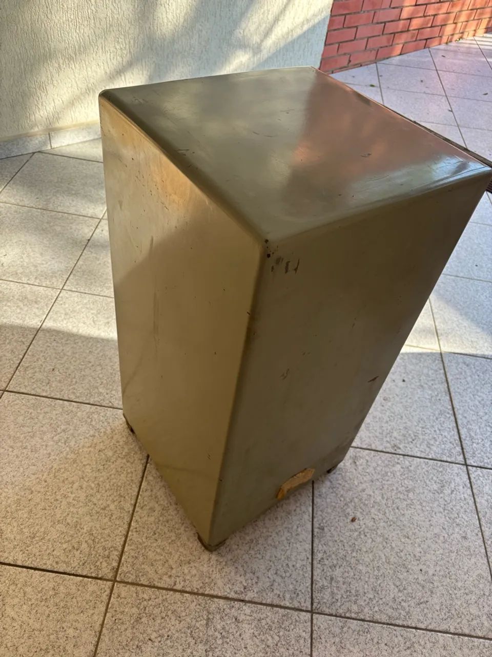 Vendo cofre concretado com chave e senha  - Foto 4
