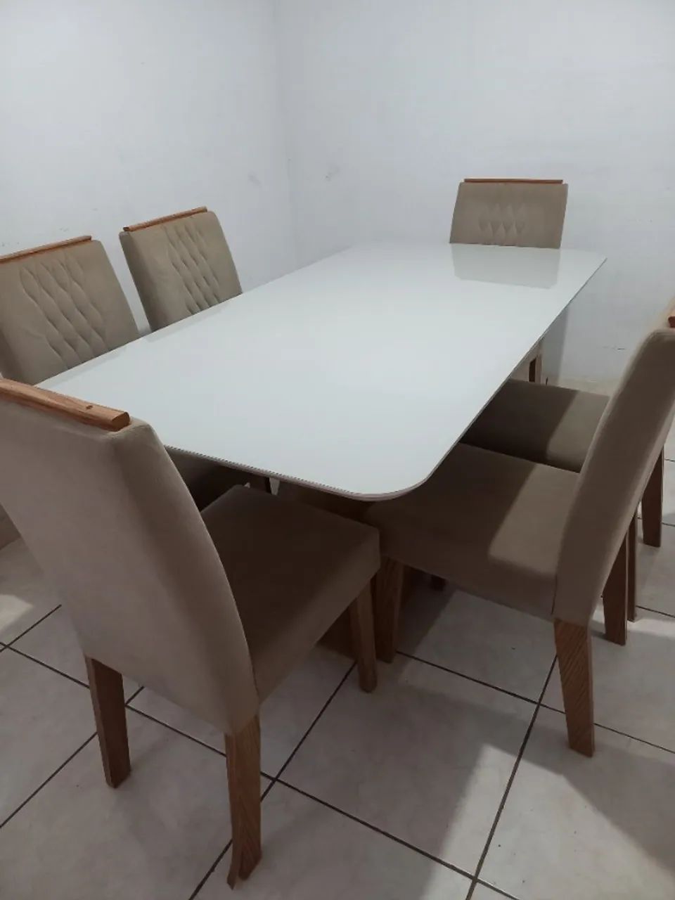 Mesa de Jantar com 6 Cadeiras - Design Moderno  - Foto 3