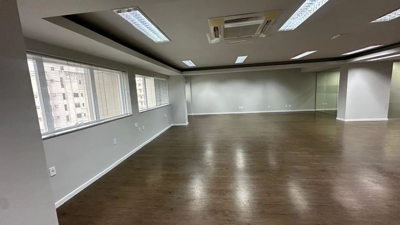 Conjunto de Salas Comerciais com 337m² na Reta da Penha - Foto 4