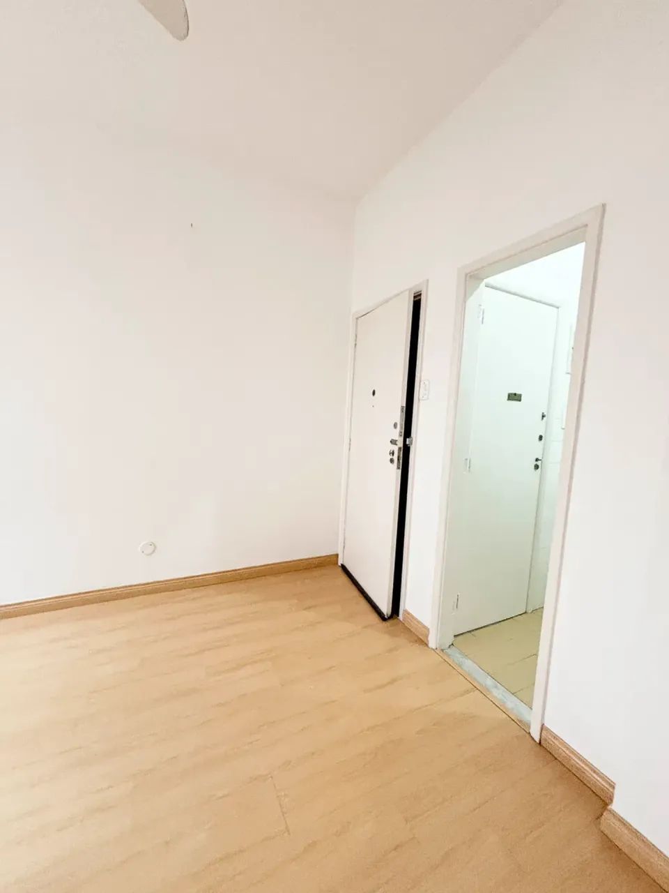 Quarto e Sala no Flamengo | Quadra da Praia e Próximo ao Metrô - Foto 3