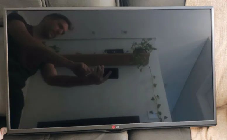 TV LG LED 32'' HD 3D Modelo 32LB620B 