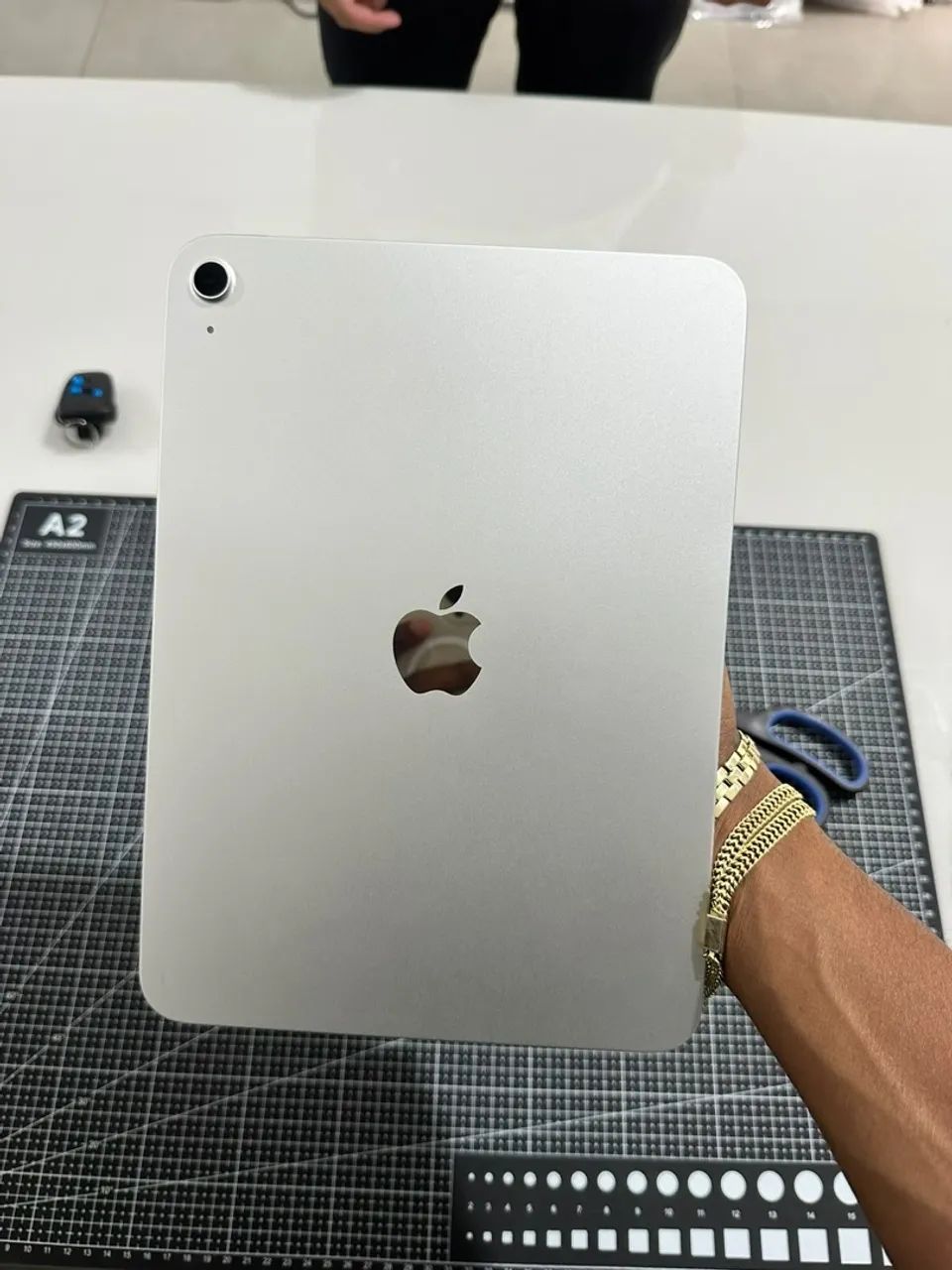 iPad A16 