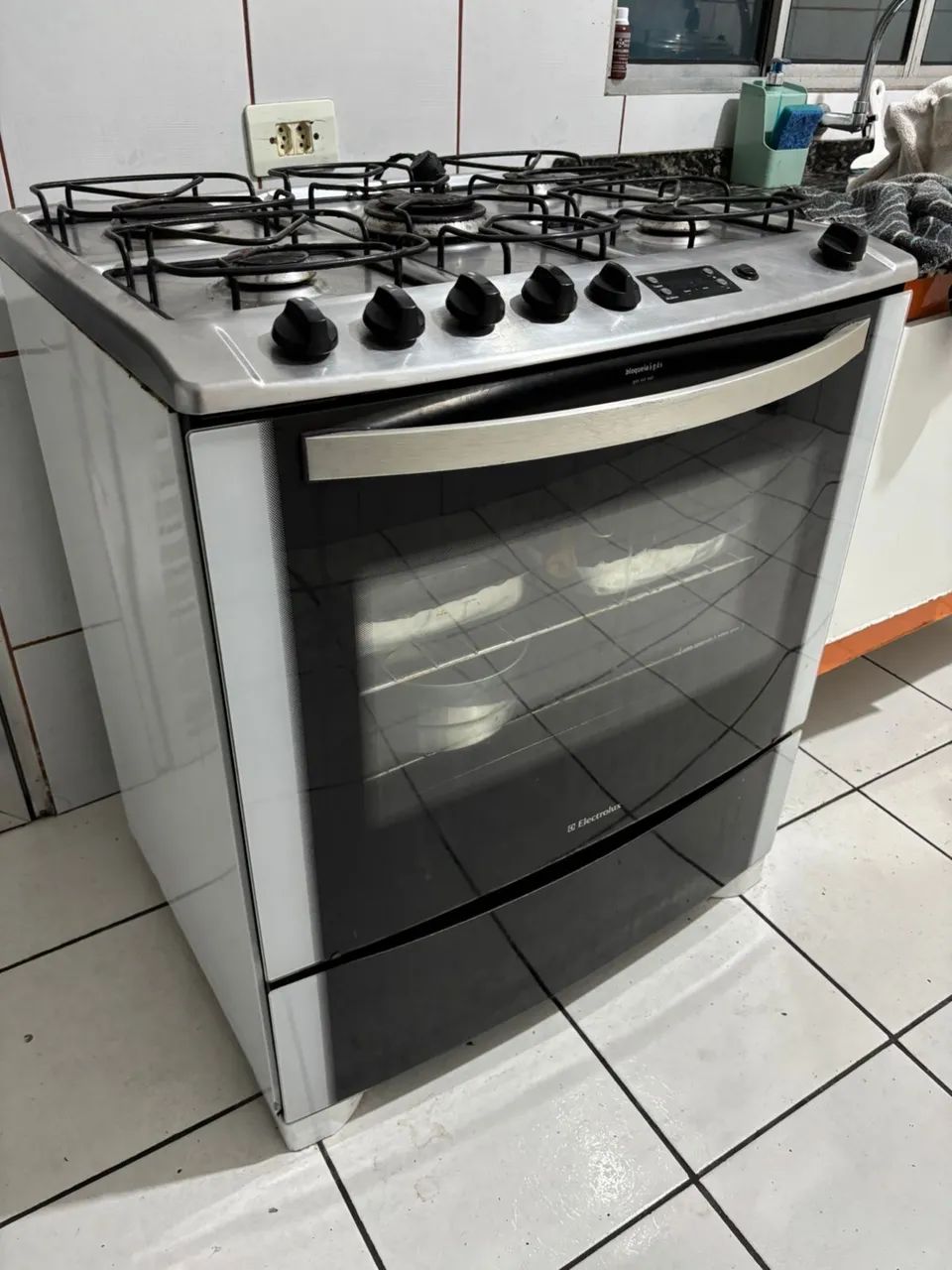 FOGÃO ELECTROLUX 5 BOCAS COM TIMER DIGITAL  - Foto 5