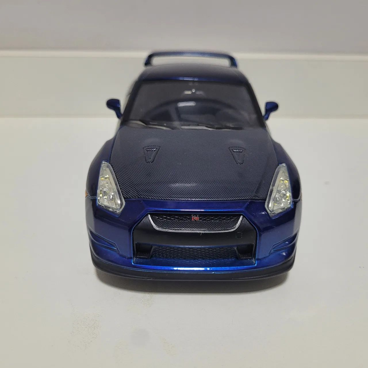Miniatura nissan velozes 1 24 