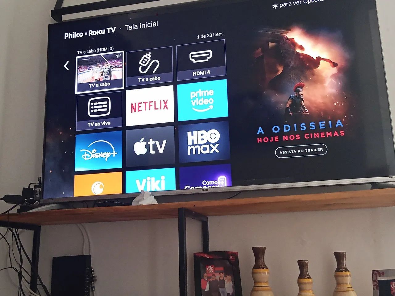  Vende se uma  smart TV Philco Rokun 58 polegadas com todos acessórios está com plástico  - Foto 2