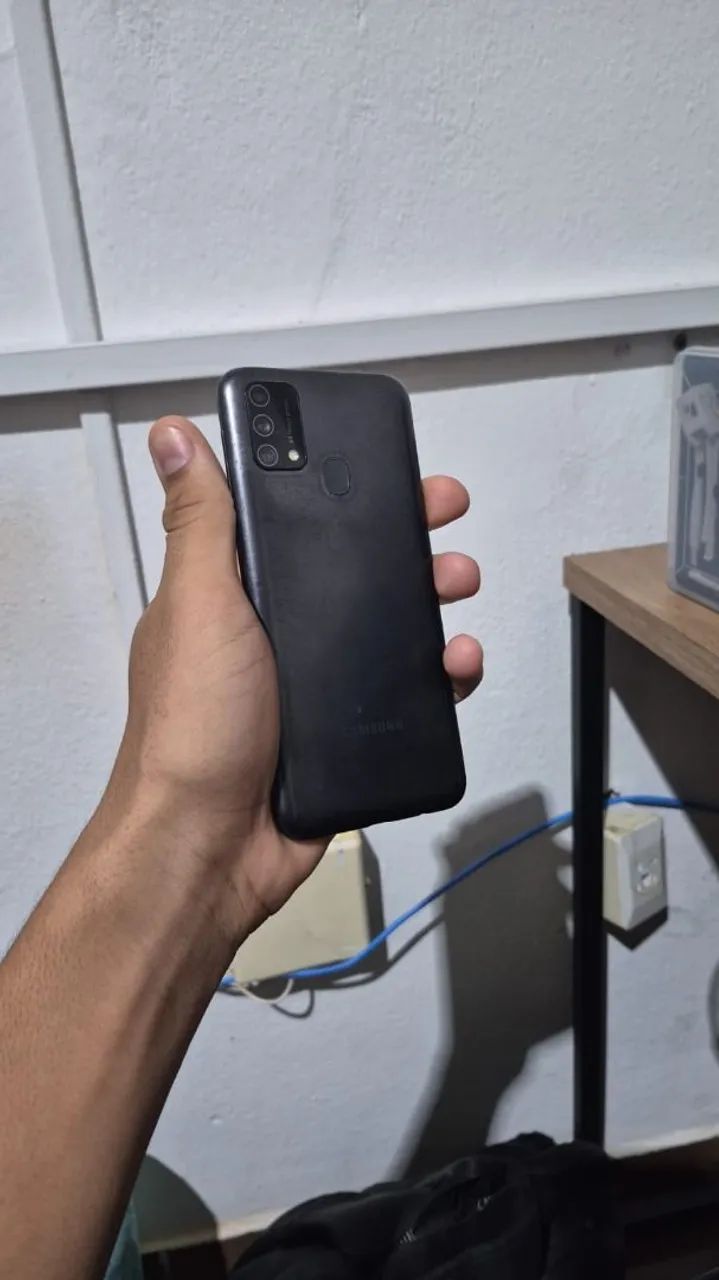 Galaxy m21s (tela trincada)