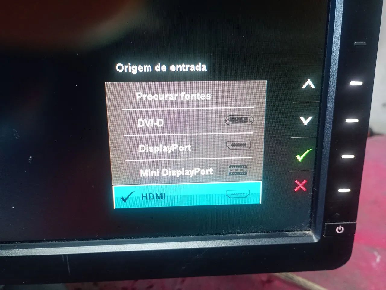 monitor Dell 24 polegadas semi novo leiam o anúncio todo  - Foto 2
