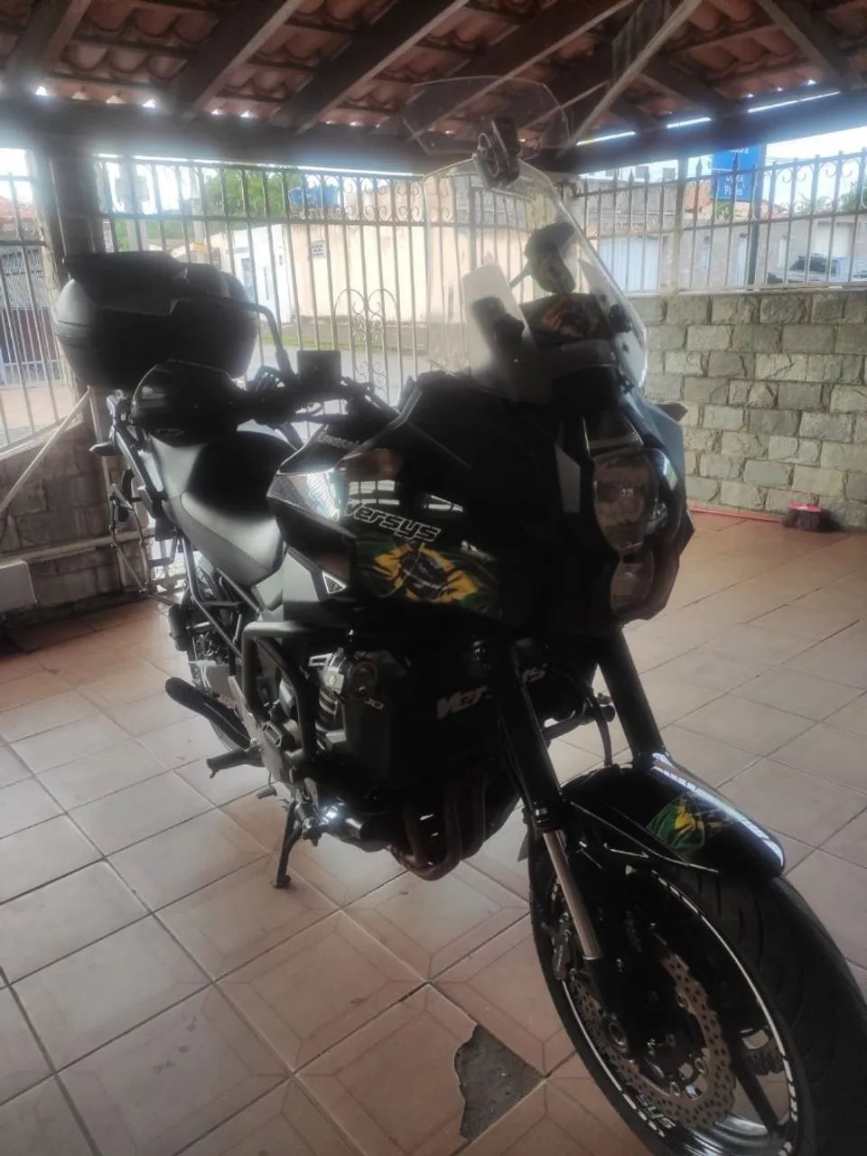 Kawasaki versus mil - Foto 3