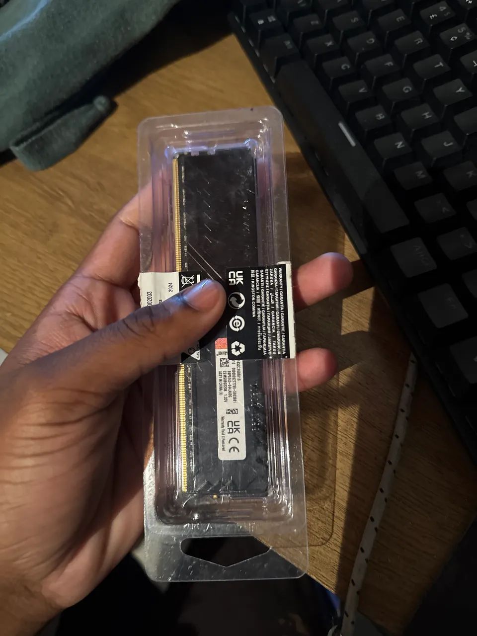 VENDO MEMORIA RAM 1x16 ddr4 3200mhz em perfeito estado  - Foto 2