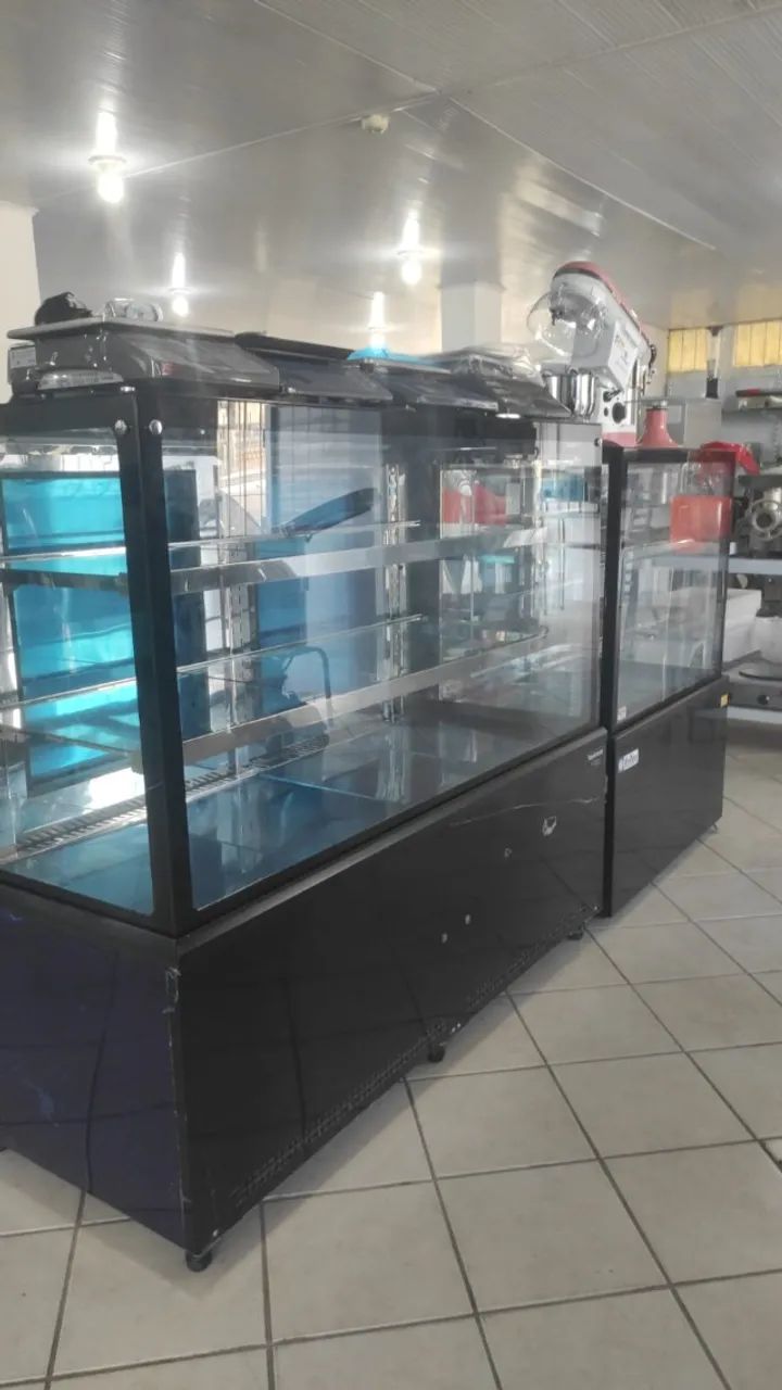 Bh Vitrine frente de padaria Orçamento HJ EQUIPAMENTOS