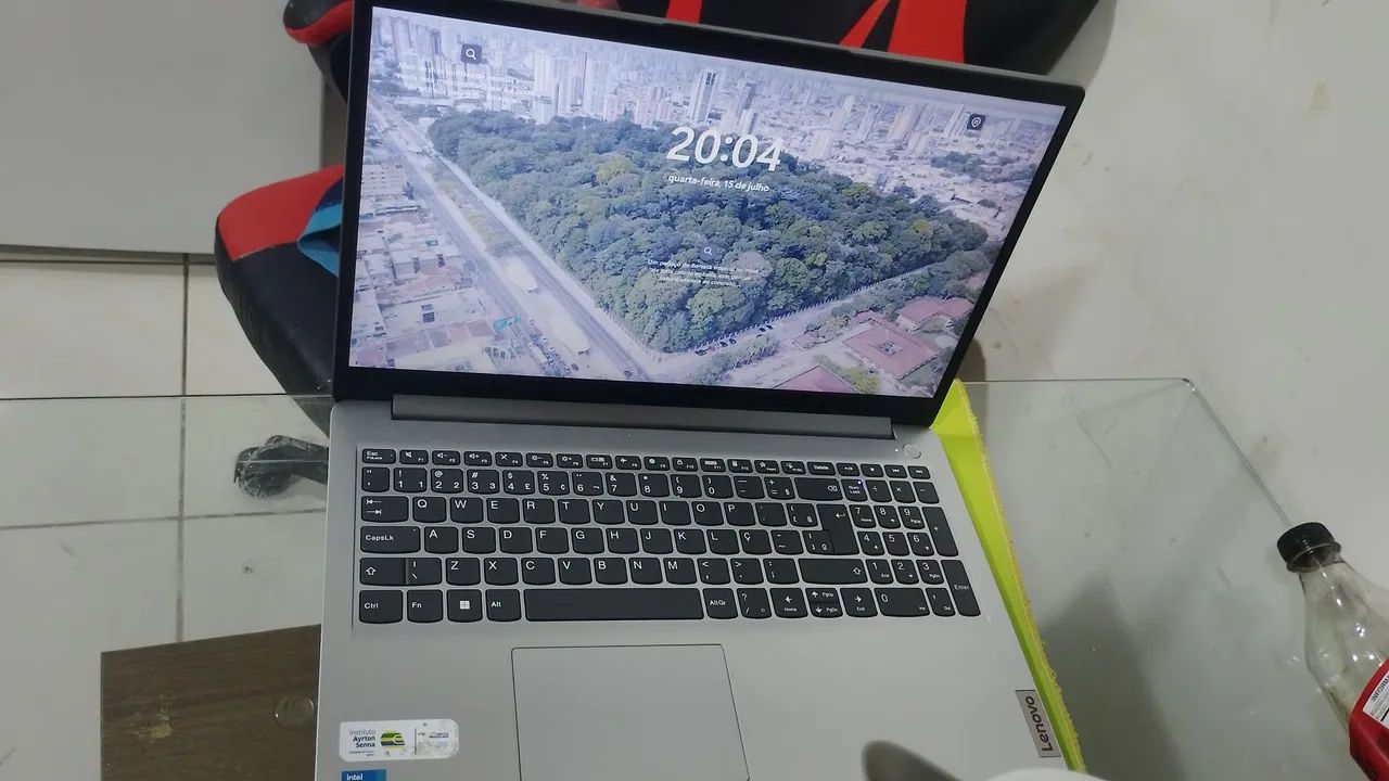 Notbook Lenovo 8 meses de uso