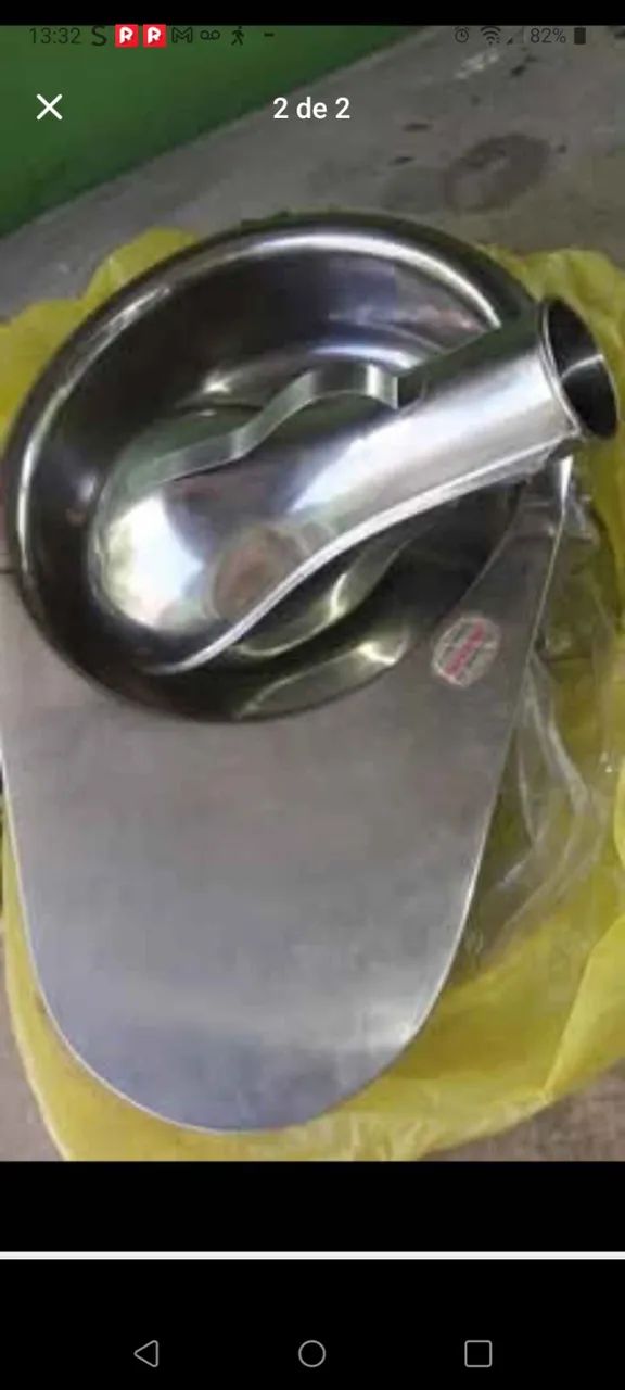 Vendo comadre e papagaio semi novos retirada a combinar.