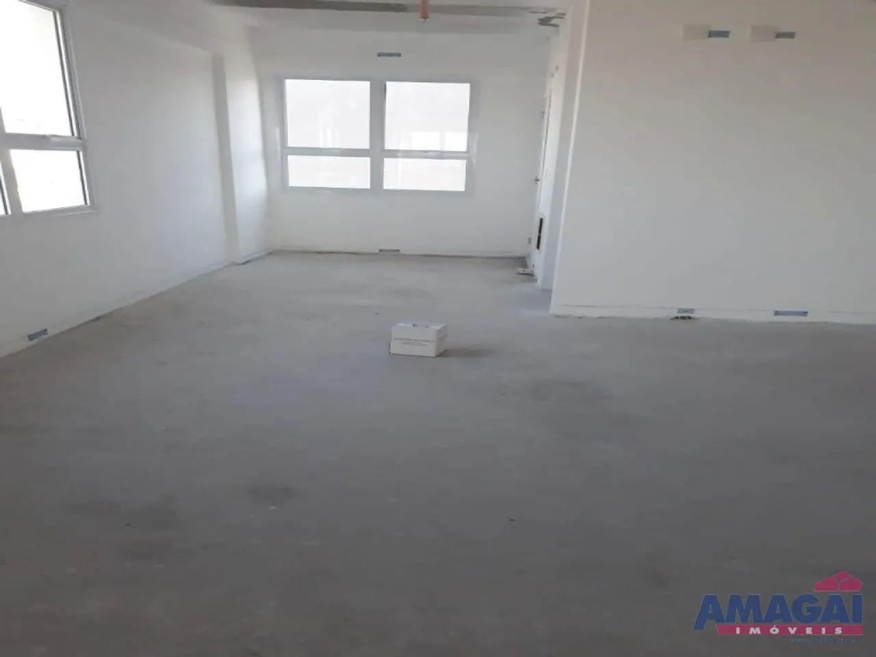 Sala Comercial para aluguel no Centro de Jacareí - Foto 2