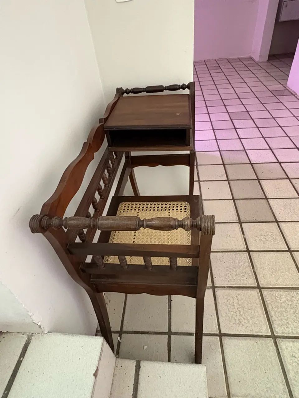 Namoradeira vintage com mesinha - Foto 2