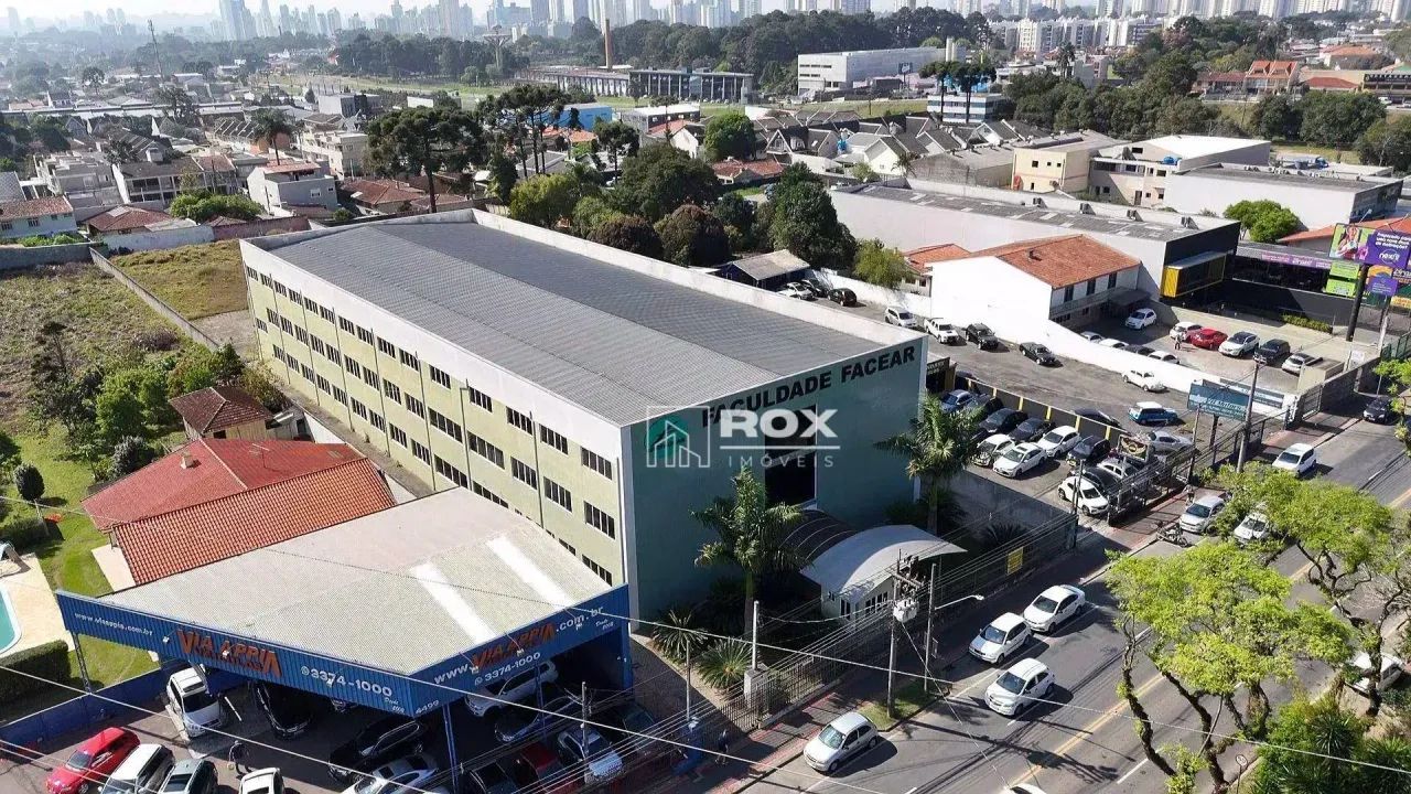Excelente imóvel comercial de 4.238m² de área construída no bairro Orleans - Foto 4