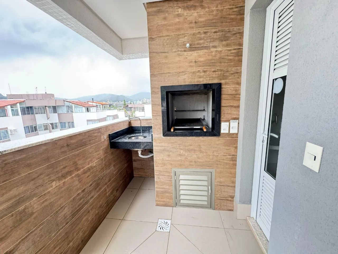 Apartamento de 2 dormitórios no Itacorubi - Foto 4