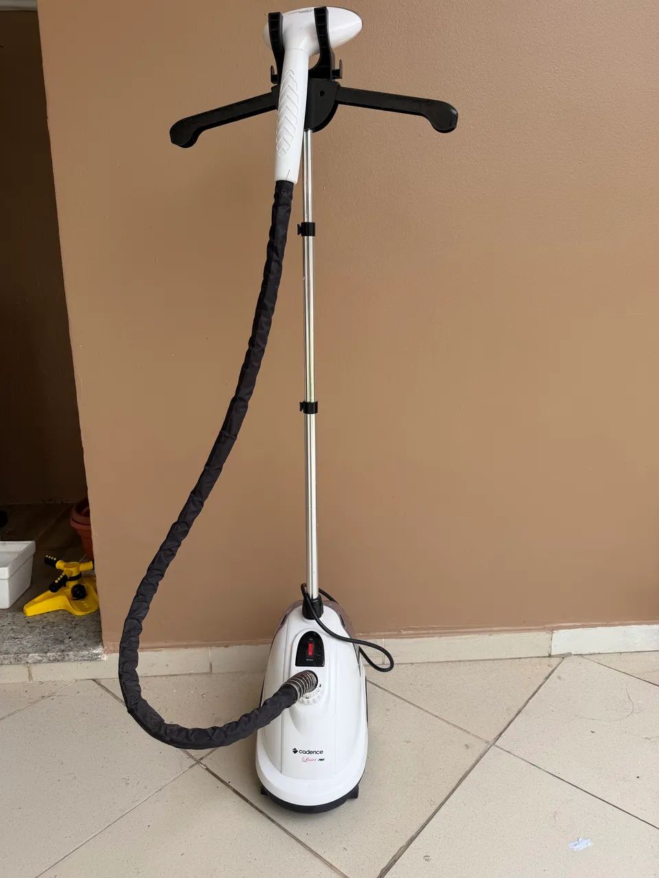PASSADEIRA A VAPOR CADENCE