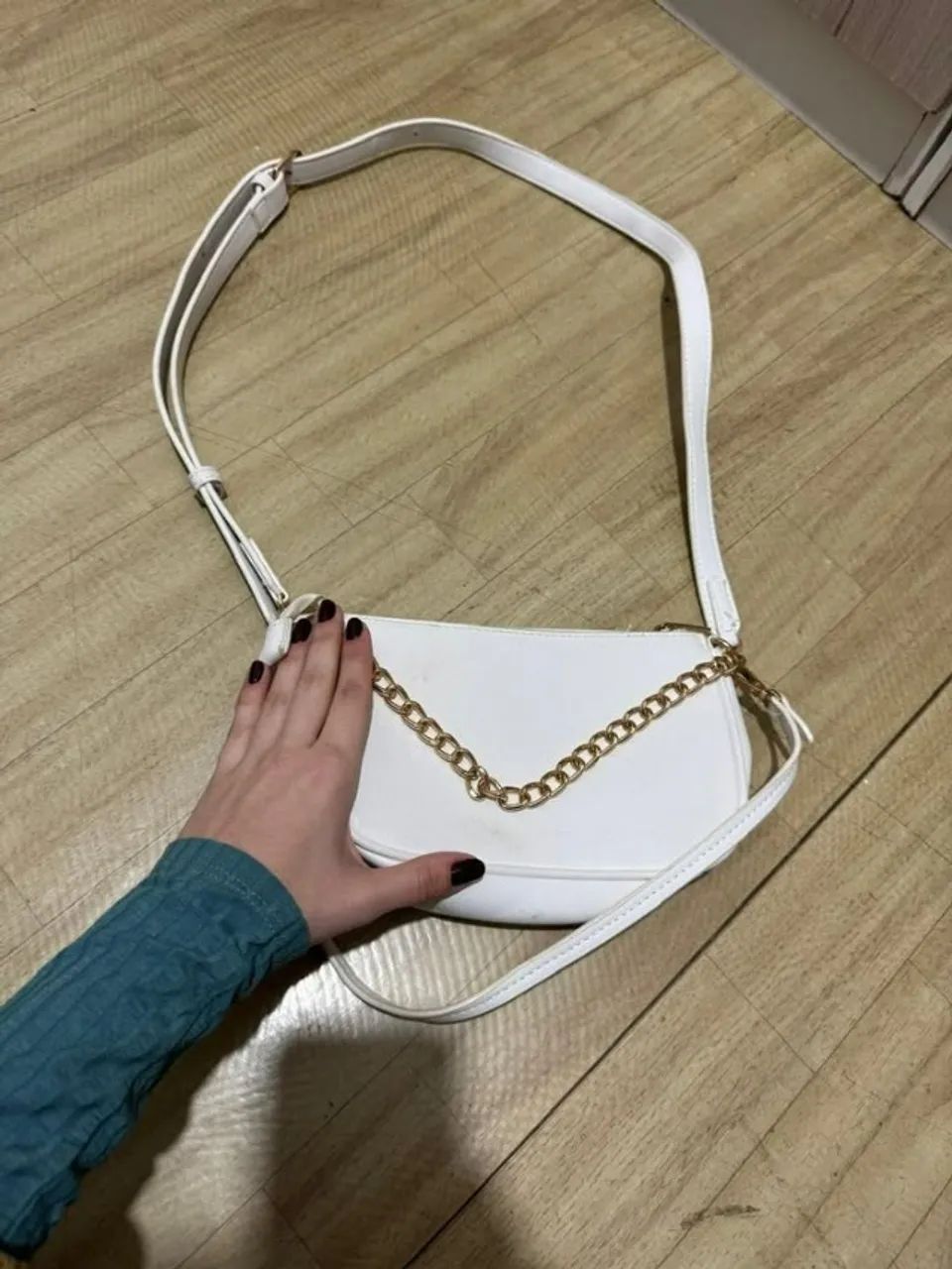 Bolsa branca estilo baguete