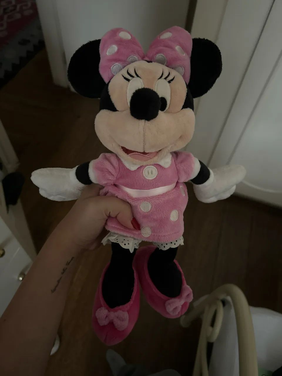 PELÚCIA MINNIE DISNEY - Foto 4