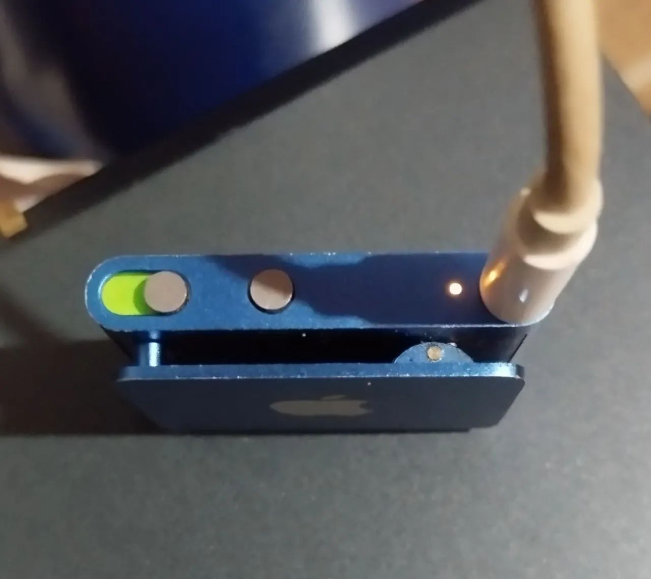 iPod Shuffle 4° geração, 2gb cor azul - Foto 3