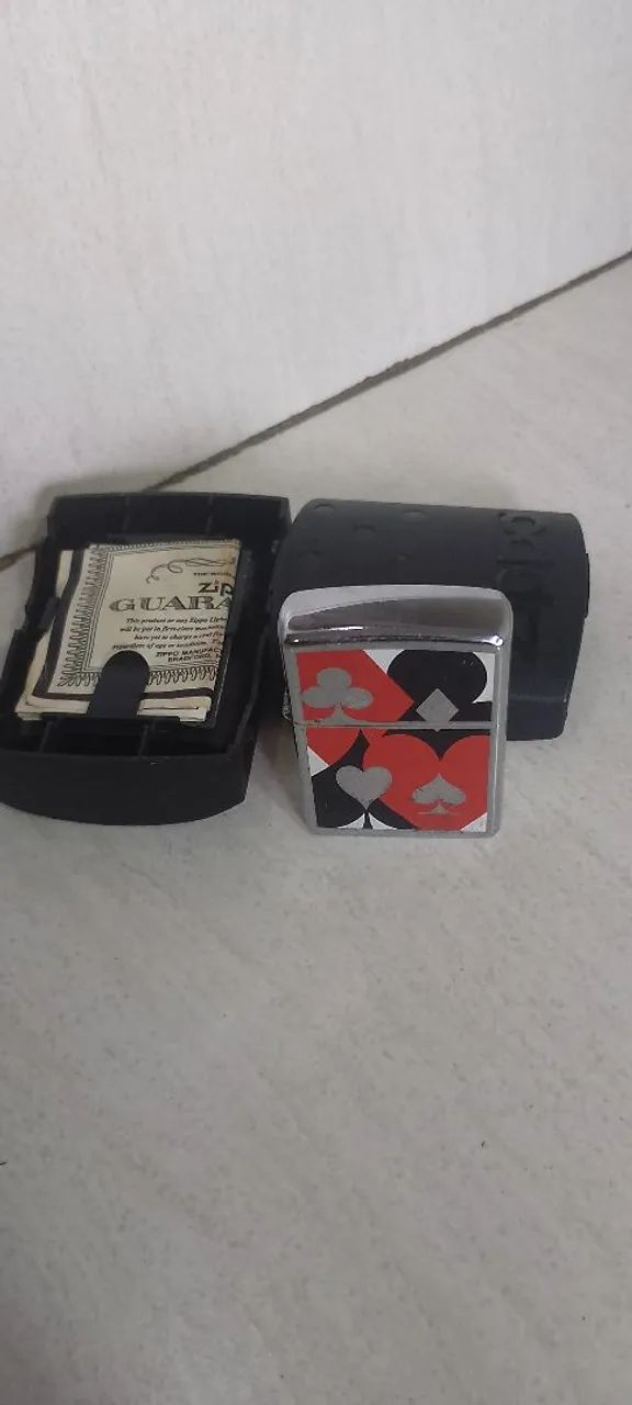 ZIPPO ORIGINAL USA - CARD SUITS ? - Foto 3
