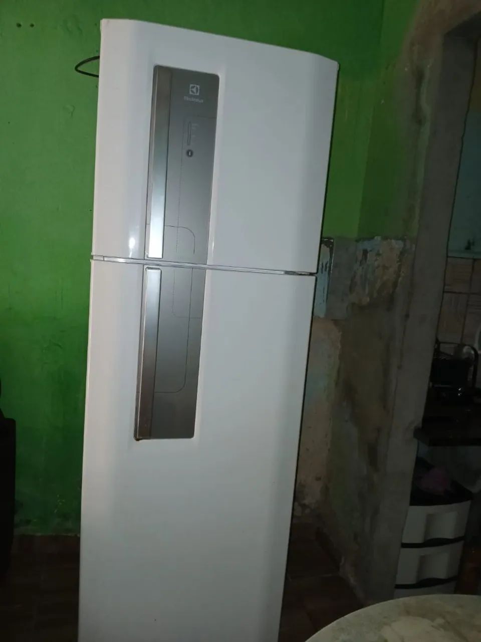 Geladeira Eletrolux bem conservada  - Foto 3