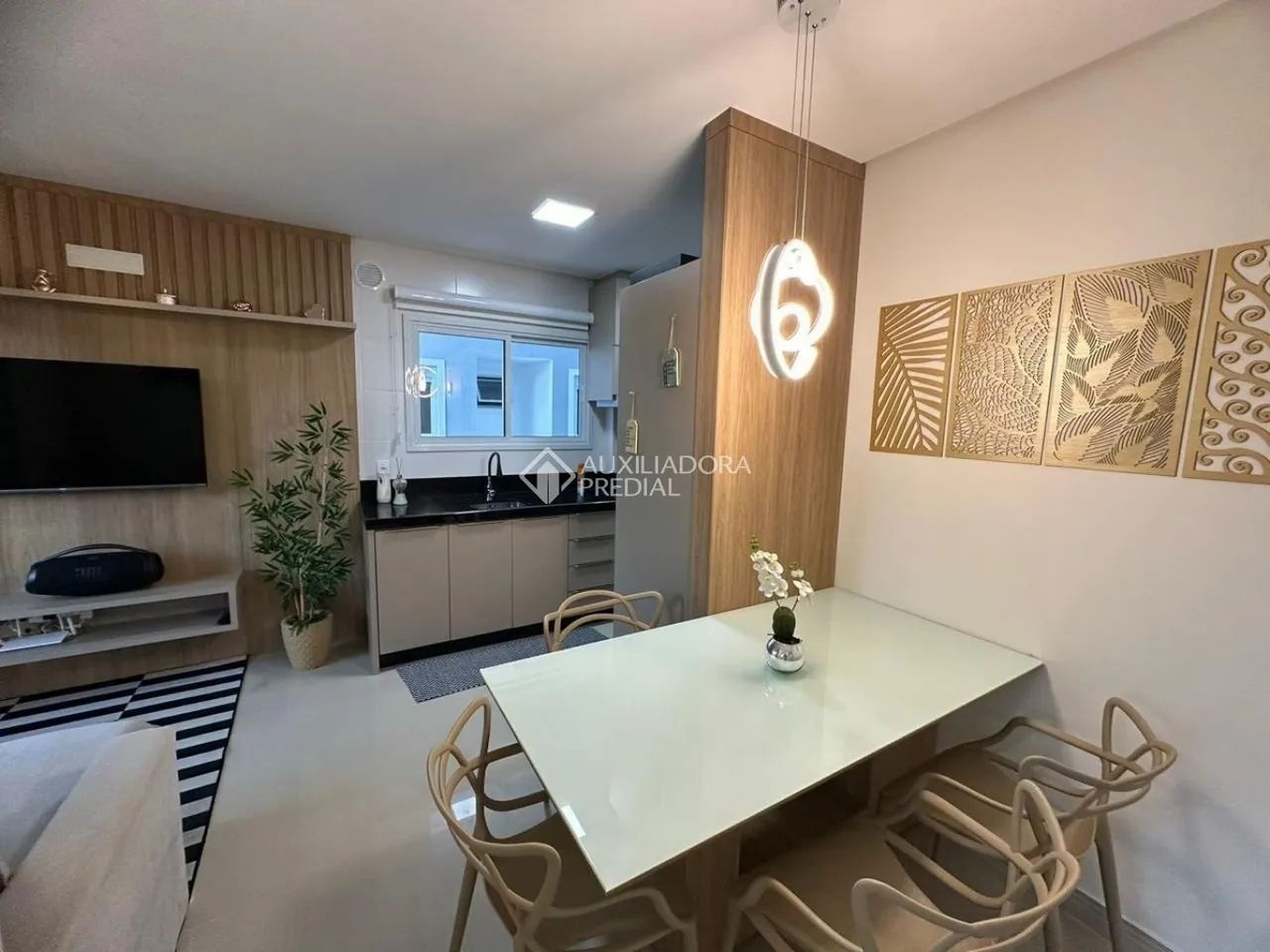 Aparatamento Mobiliado, com 2 quartos, 55m, 450 metros do mar - Praia Grande - Foto 4