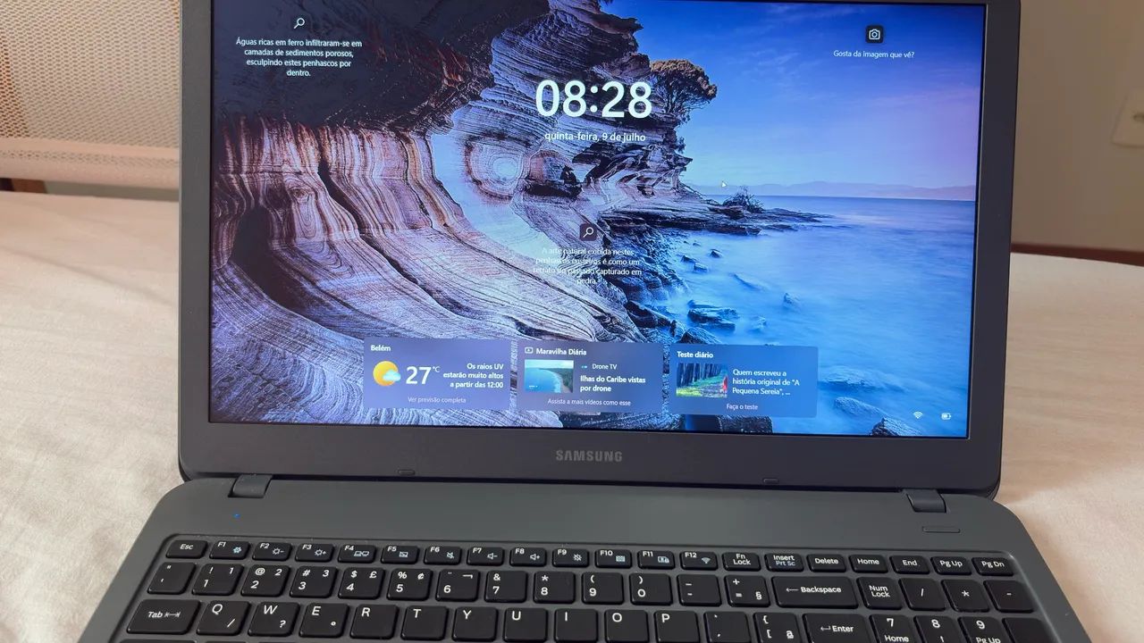 Notebook Samsung Essentials E30 Core i3 | Tela Full HD | Muito Conservado