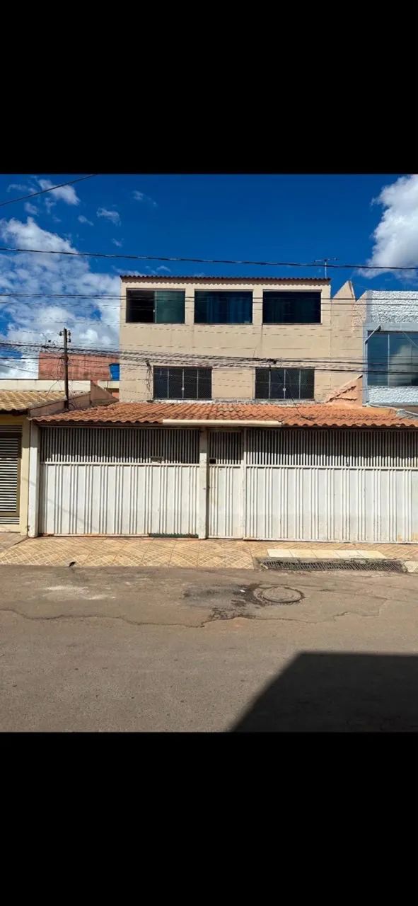 Excelente oportunidade! Imóvel com 3 moradias independentes
