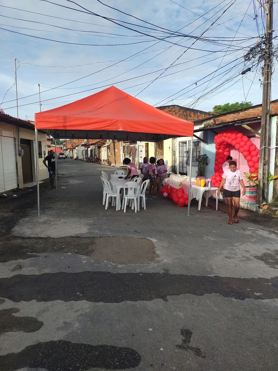 Tenda 4x4 R$2.500