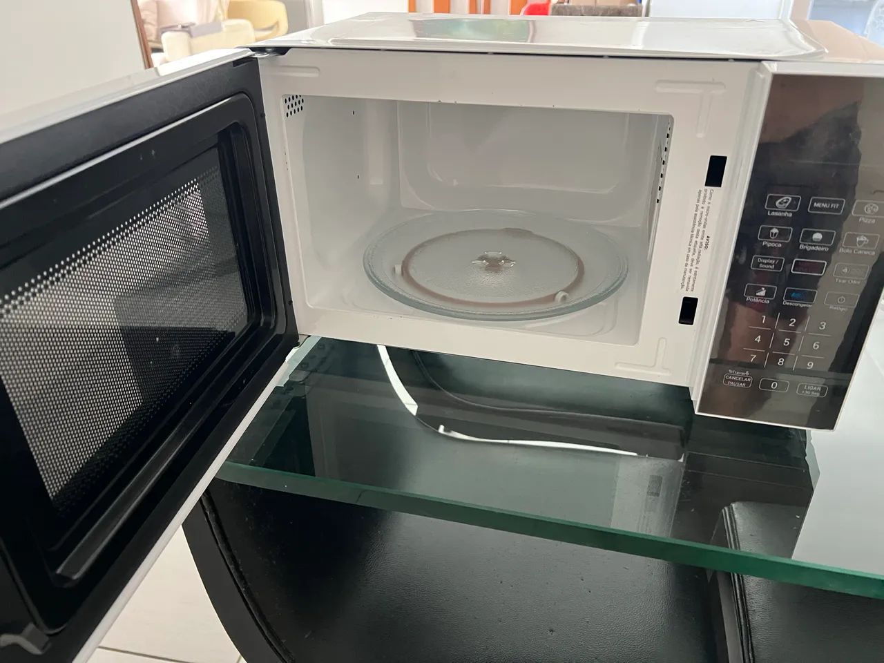 Microondas sem uso 