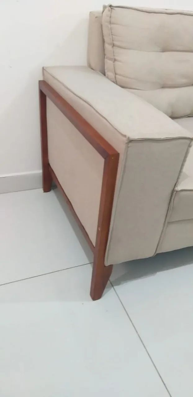 Sofá de linho novinho sem uso pra despachar - Foto 2