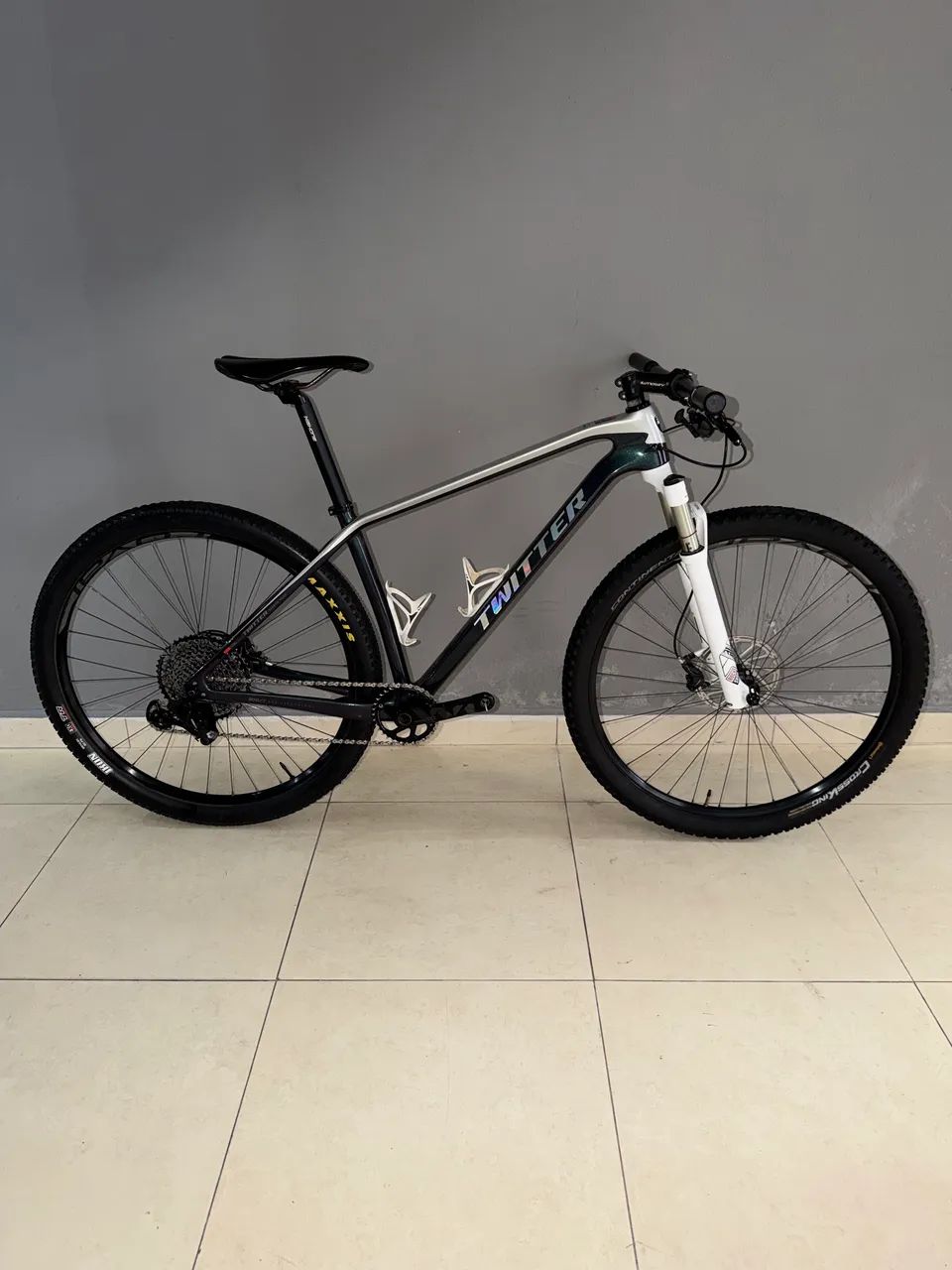 Bicicleta Twitter Carbono tamanho 19