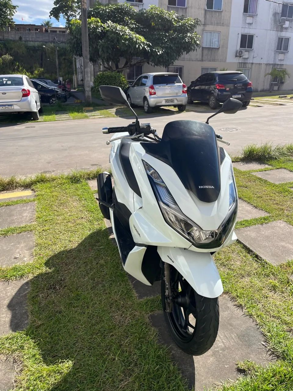 PCX 2023 branca - Foto 2
