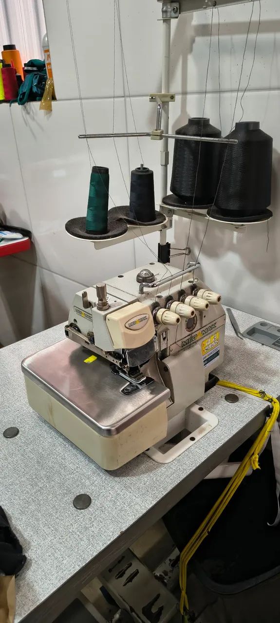 Máquina overlock ponto cadeia  - Foto 2