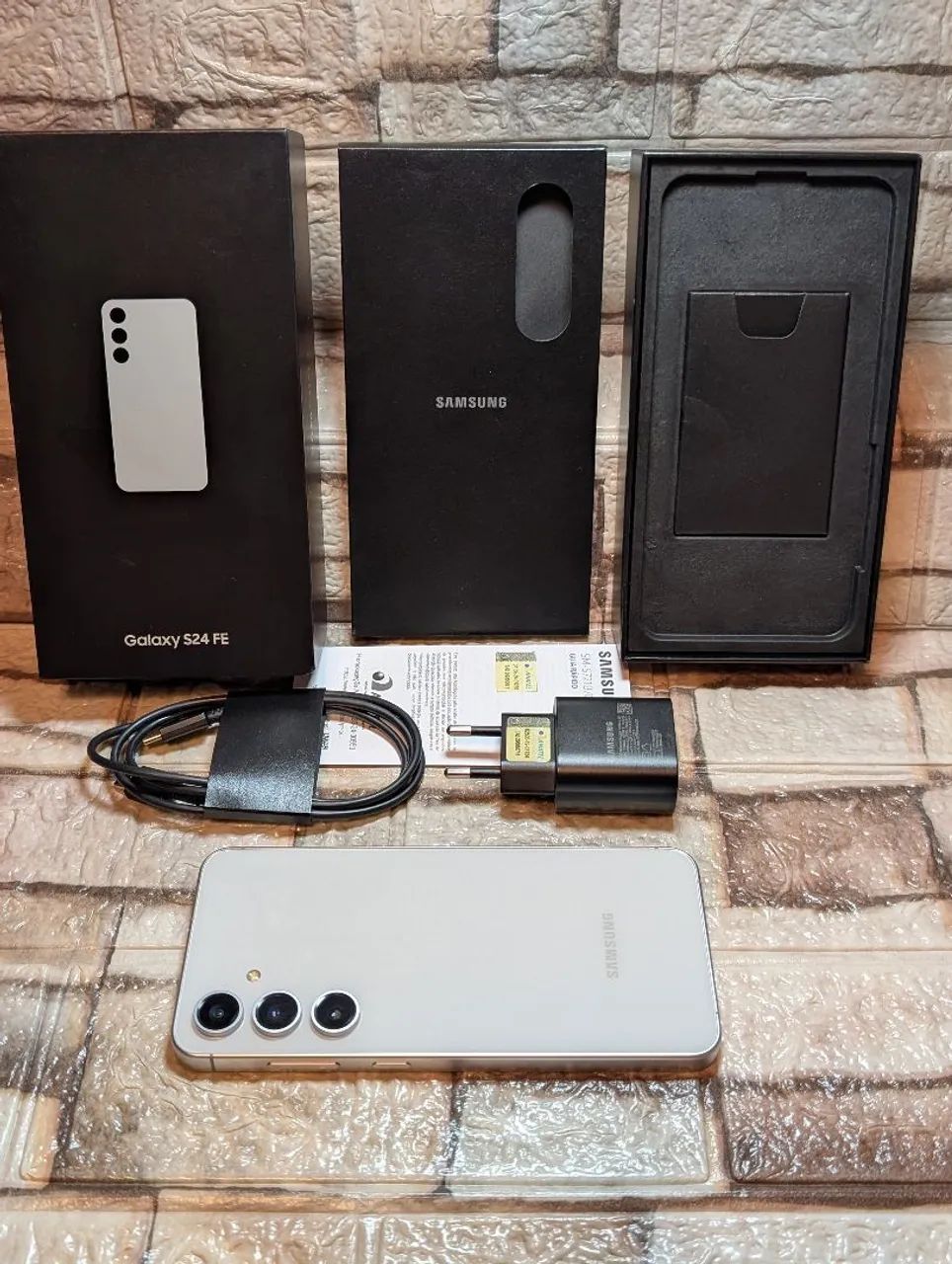 Galaxy S24 FE 128/8gb Completo NF - Foto 2
