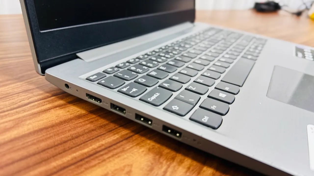 Notebook Lenovo Celeron N4020 | 4GB RAM | SSD 128GB | Windows 11 - Foto 4