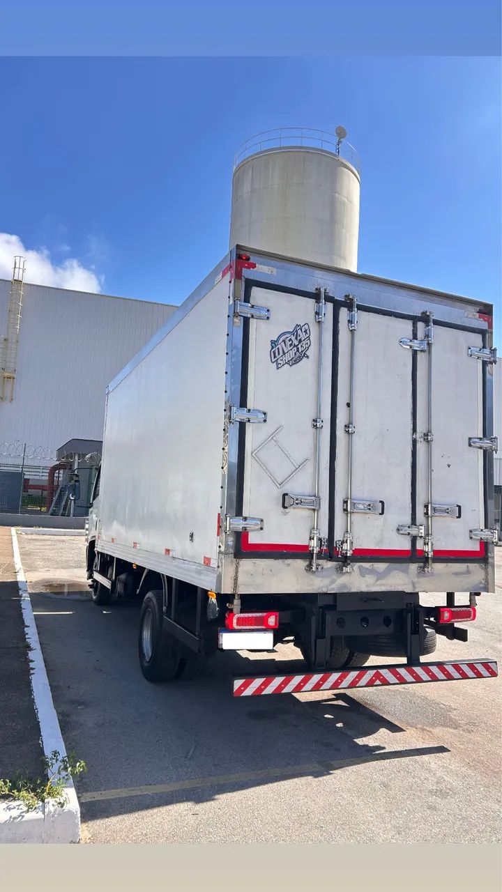 Accelo 915 - Foto 2