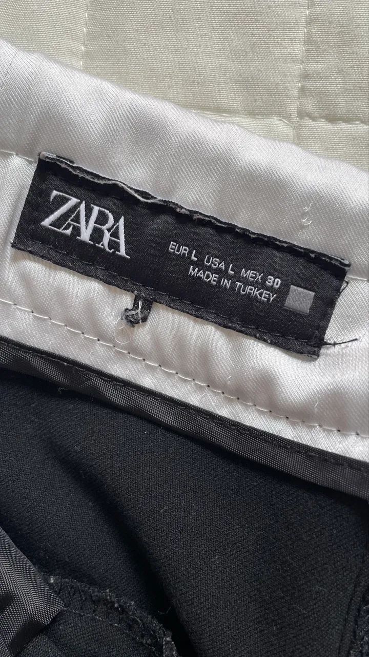Calça pantalona Zara