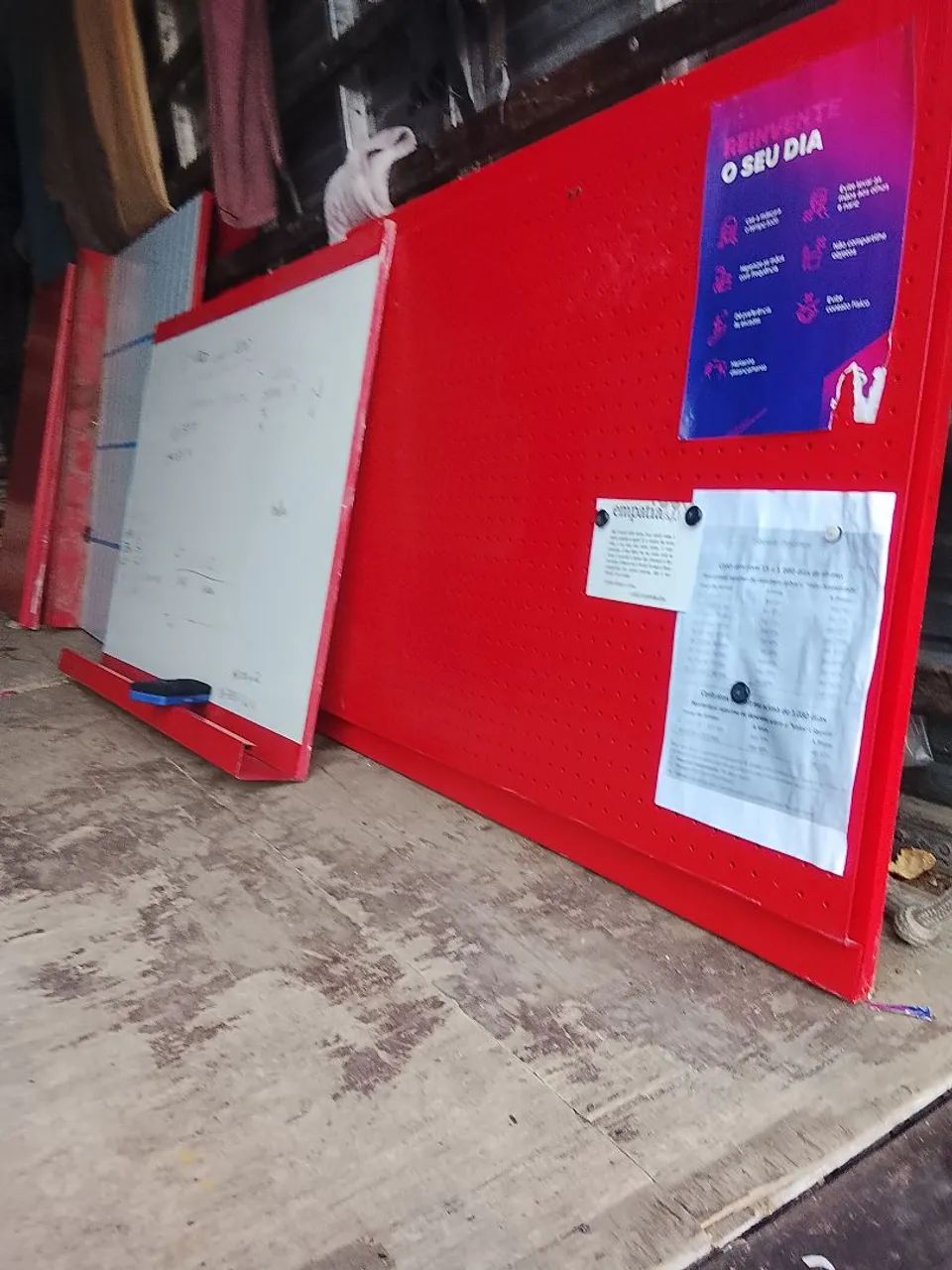 Quadro de avisos - Foto 2
