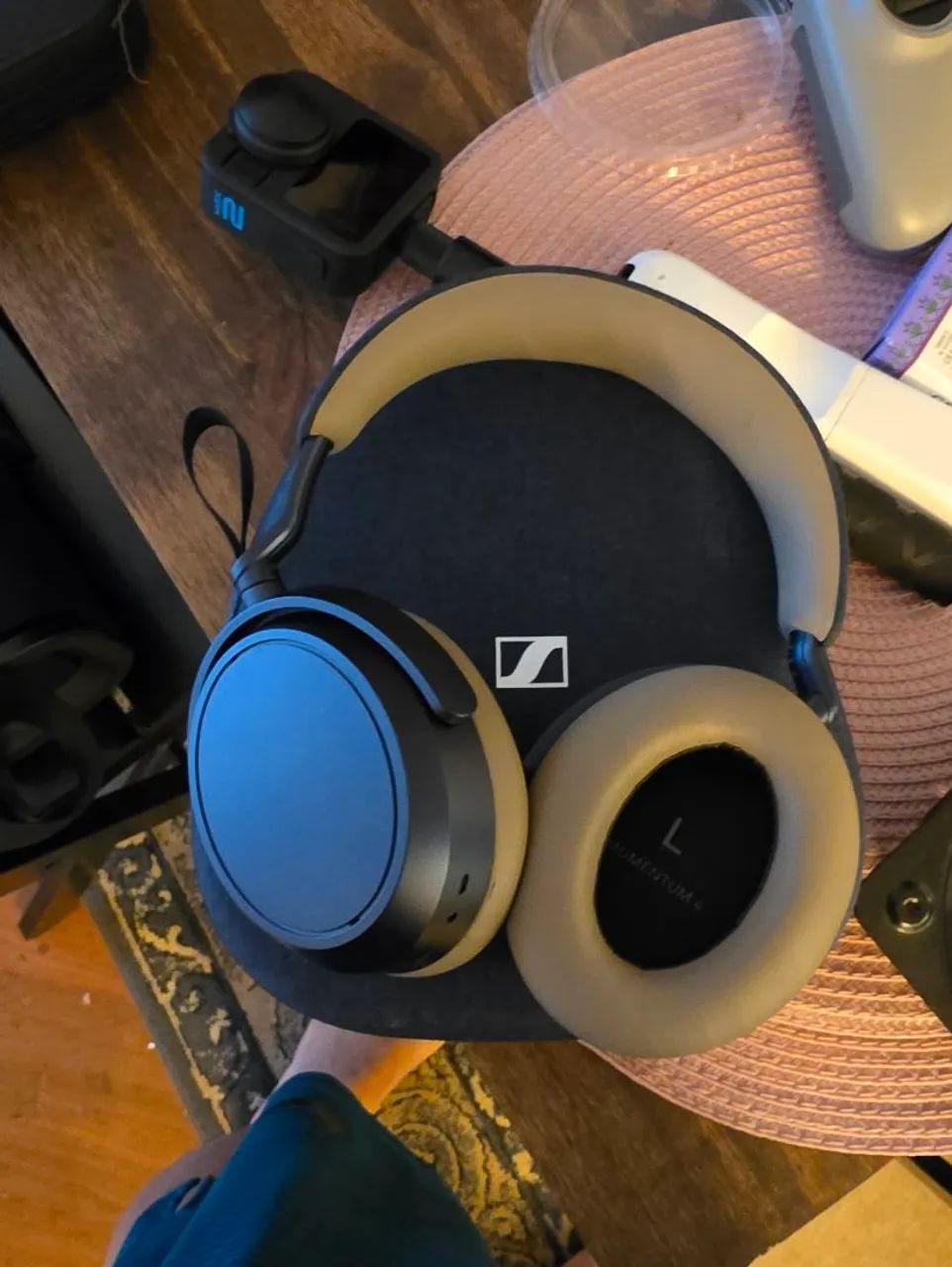 SENNHEISER MOMENTUM 4 WIRELESS