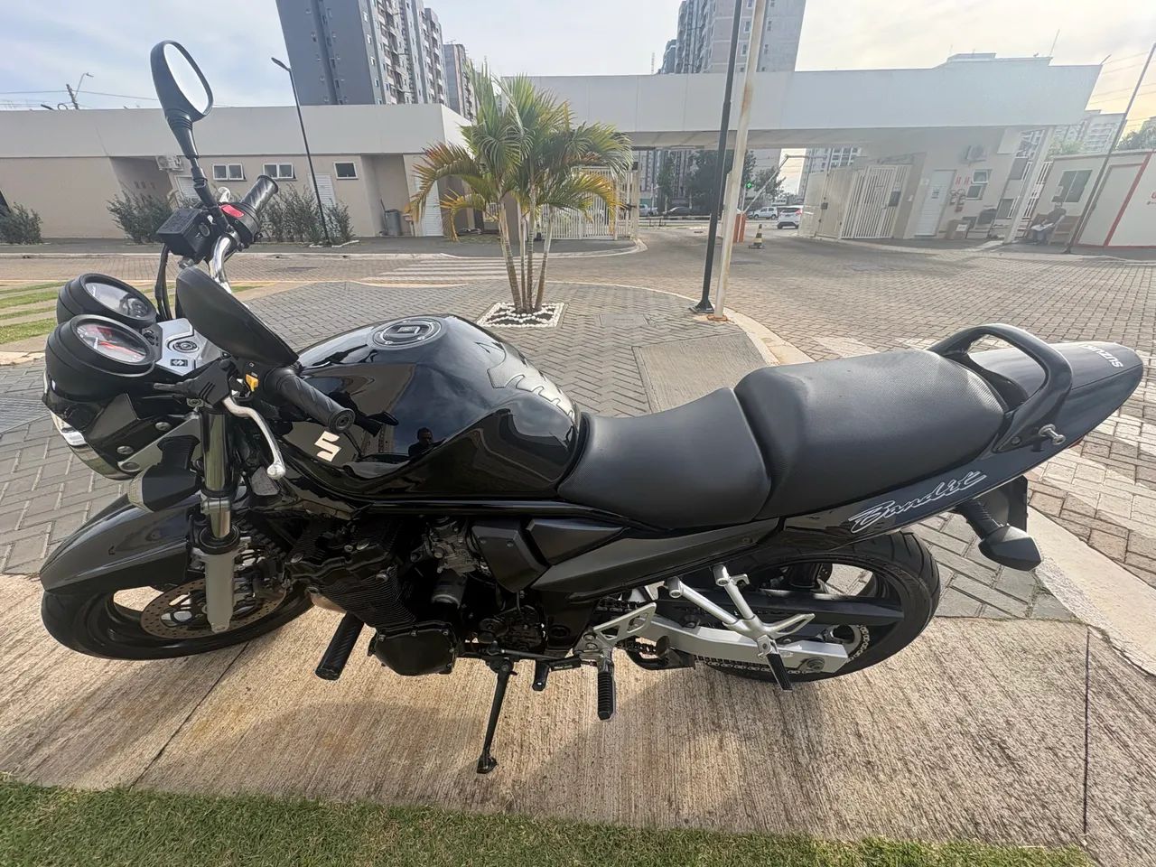 Bandit 650 - Foto 3