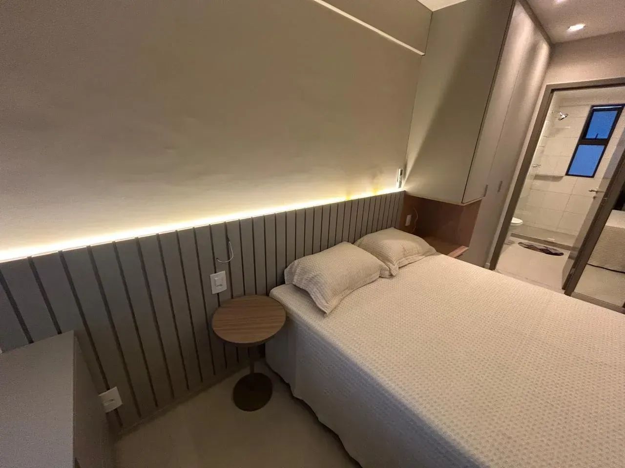 FINÍSSIMO ACABAMENTO MOBILIADO COM DOIS QUARTOS - Foto 5