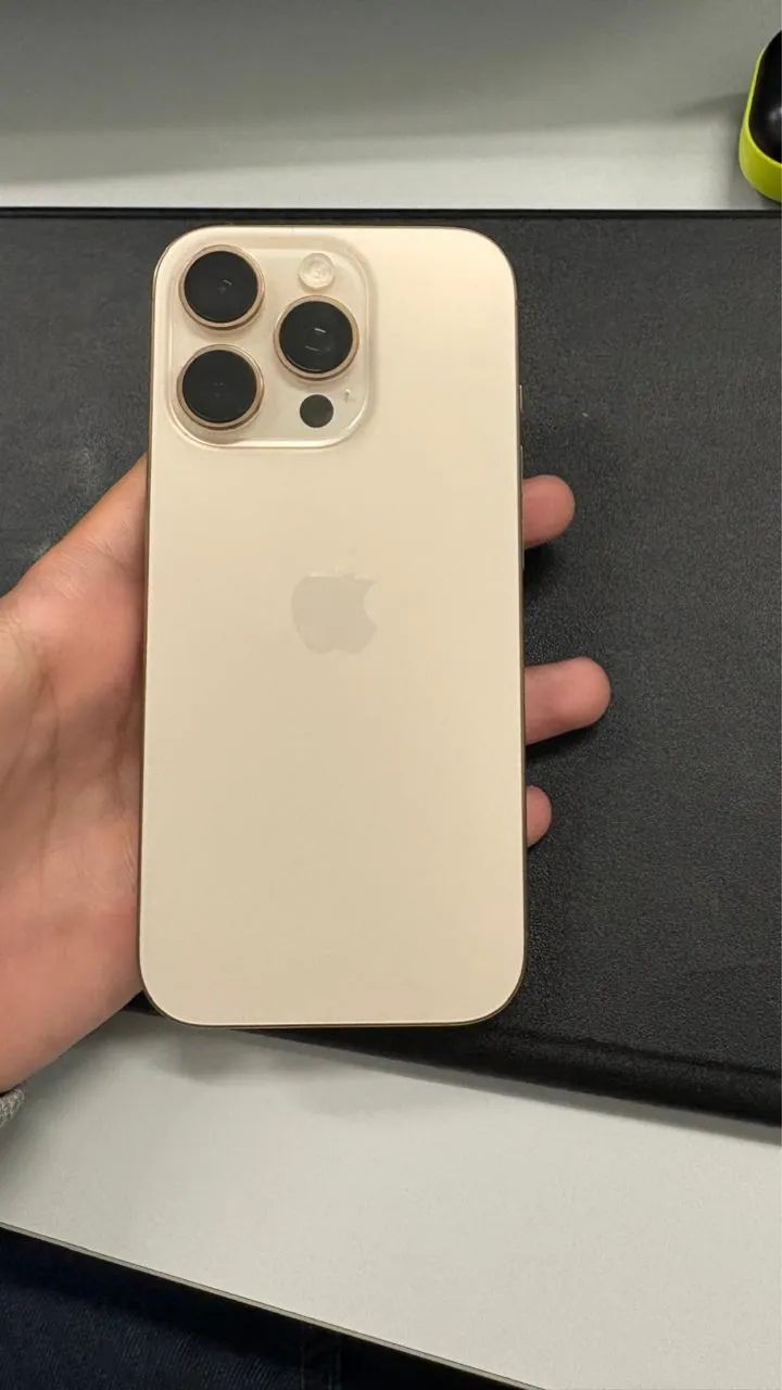 iPhone 16 pro  - Foto 3