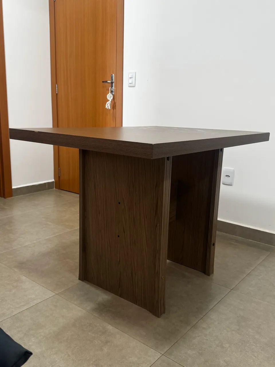 Mesa com 4 cadeiras  - Foto 2