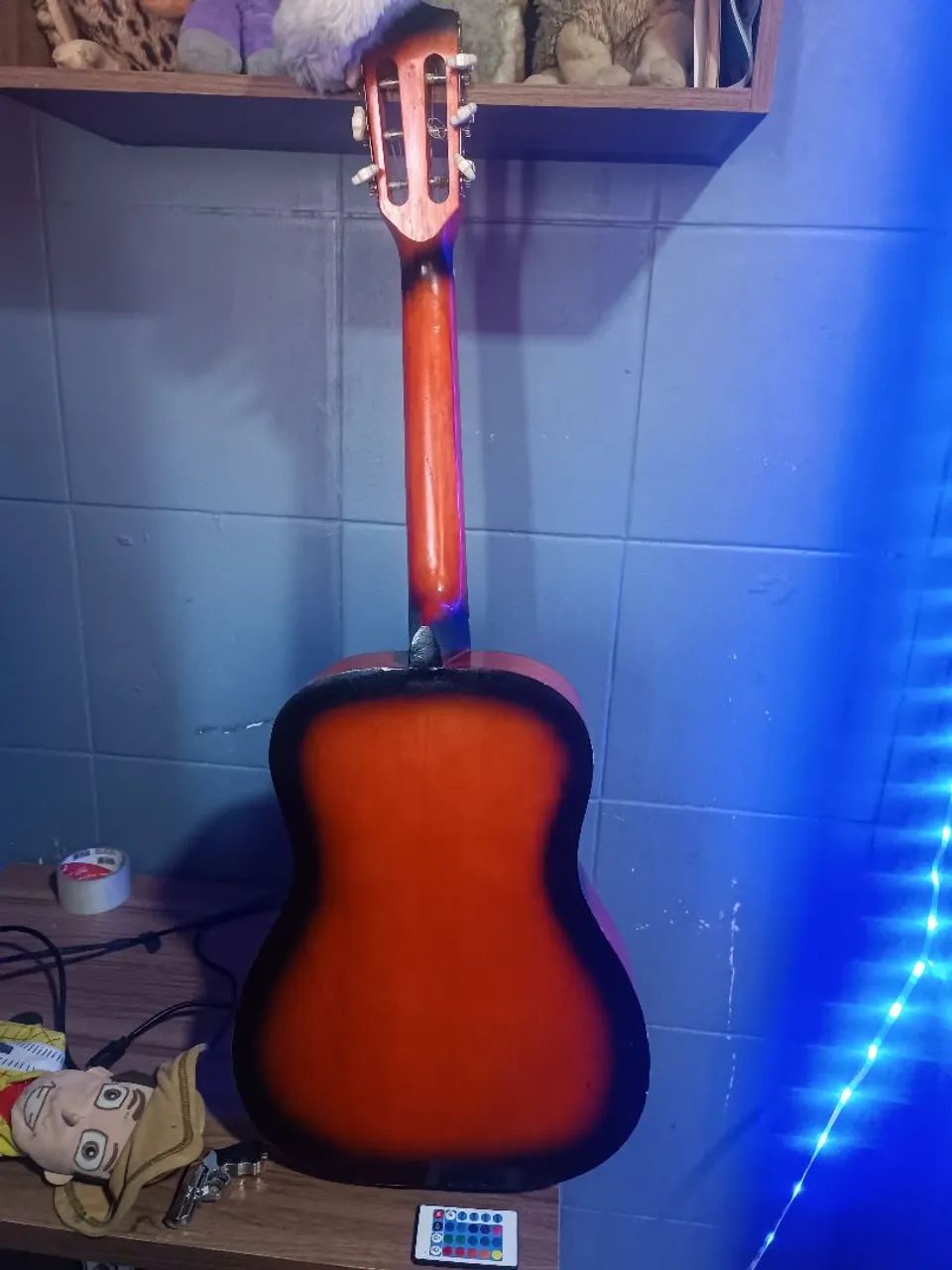 Violão e vai com cordas extras - Foto 2