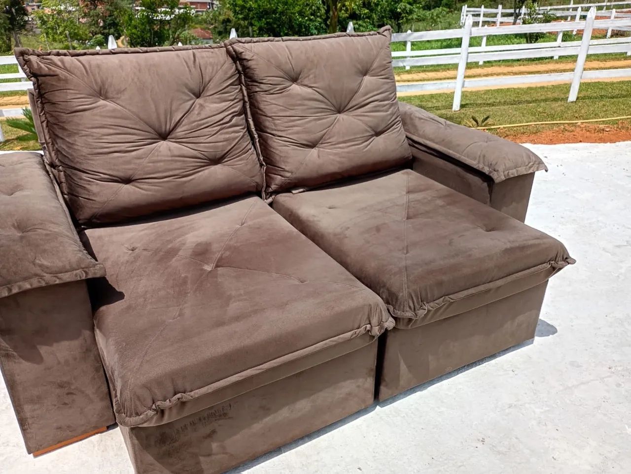 Sofa retratil 2m marrom top !!!