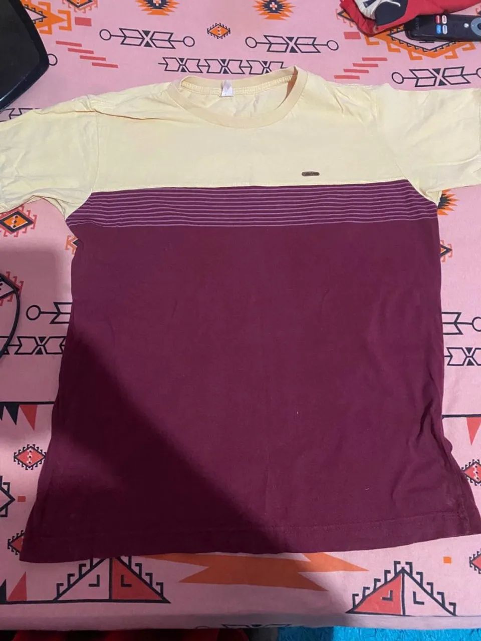 BLUSAS E VESTIDOS - Foto 2