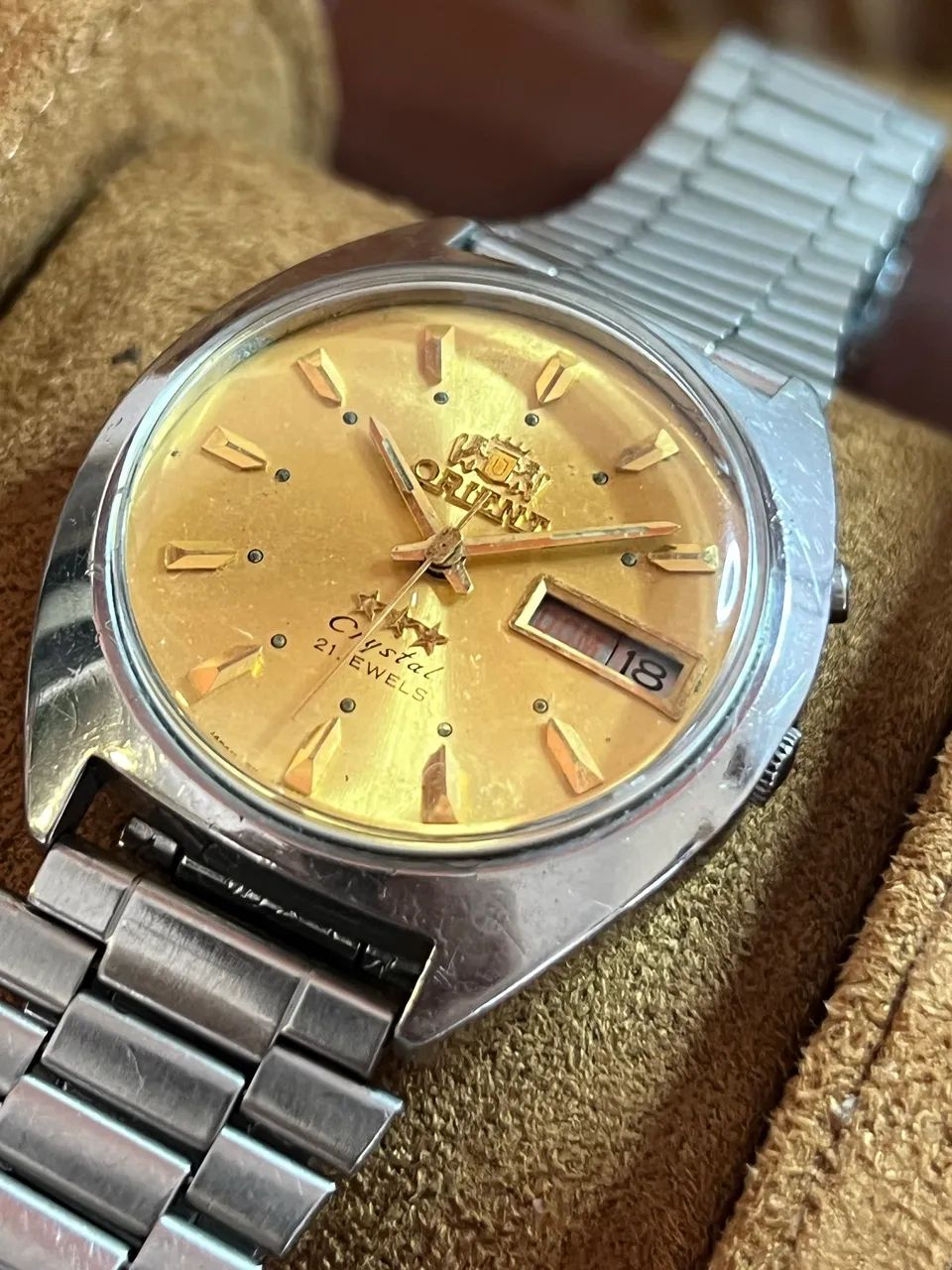 Relógio Orient 3 estrelas dourado 